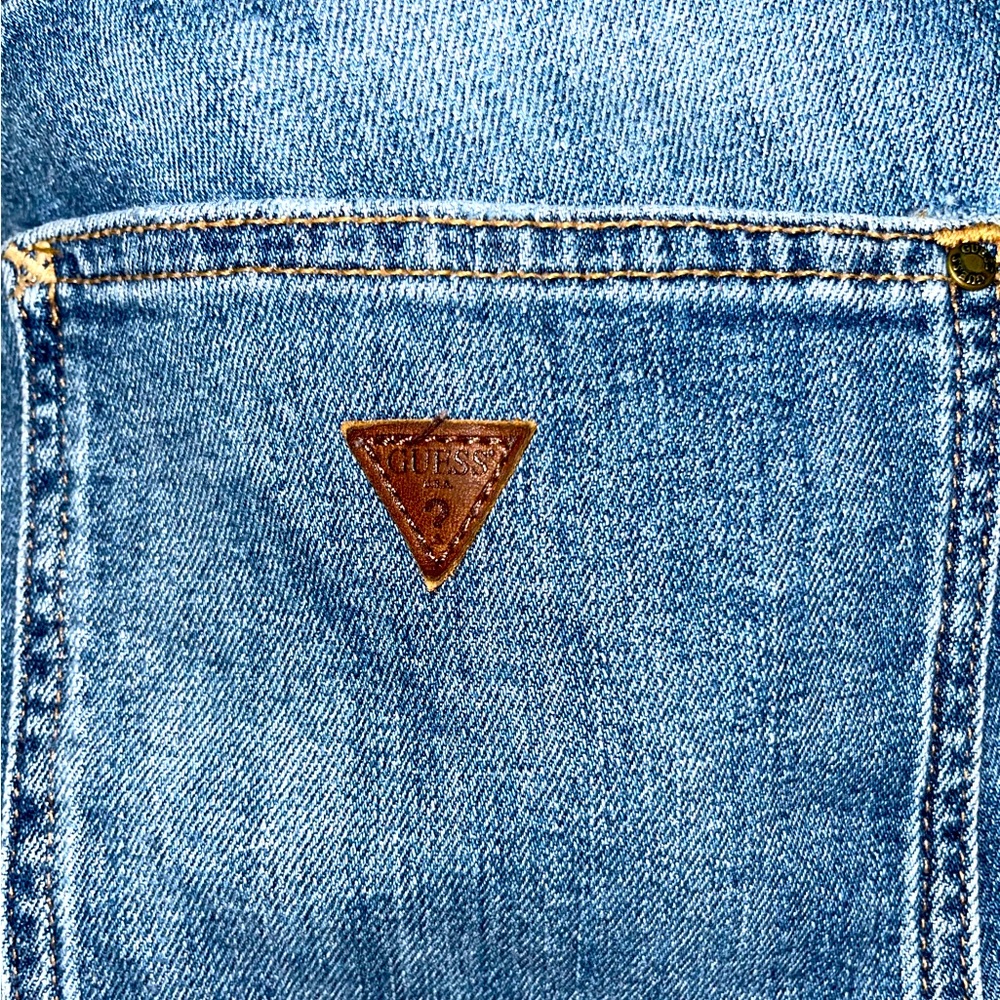 Guess Distressed Jean - Picture 3 of 3